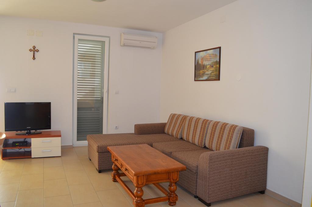 Apartments Buljan Baška Chambre photo