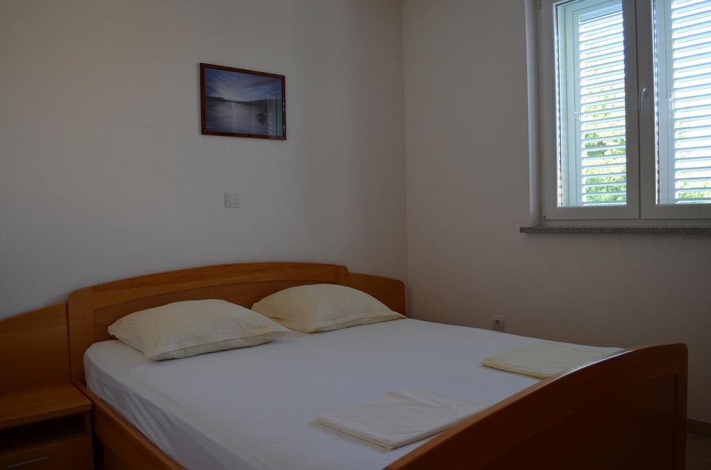Apartments Buljan Baška Chambre photo