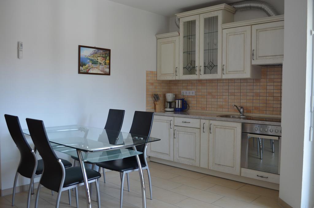 Apartments Buljan Baška Chambre photo